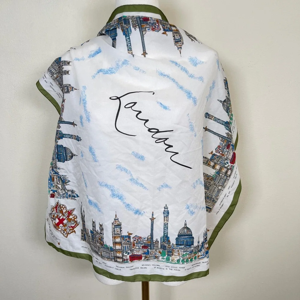 Vintage London Skyline Souvenir Scarf White Green Cityscape Landmarks‎ Retro Mod